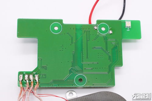 ABB壁裝式無線充電插座PCB拆解與深度技術解析